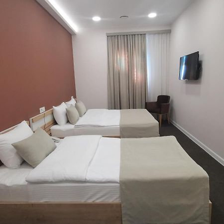 Bonjour Boutique Hotel Erévan Extérieur photo