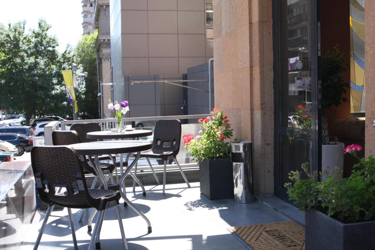 Bonjour Boutique Hotel Erévan Extérieur photo